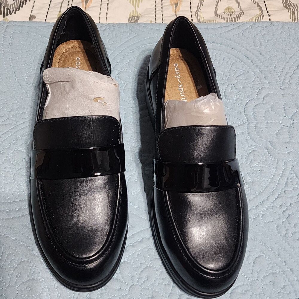 Easy Spirit Black Women's Loafers Flats